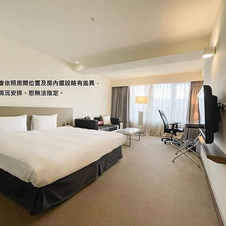 Guide Hotel Hsinchu Zhongyang Екстериор снимка