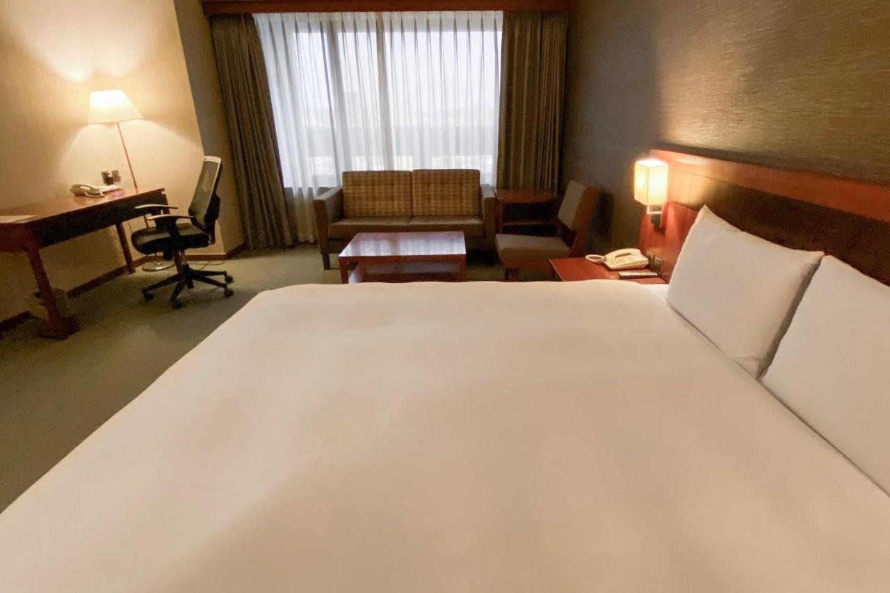 Guide Hotel Hsinchu Zhongyang Екстериор снимка