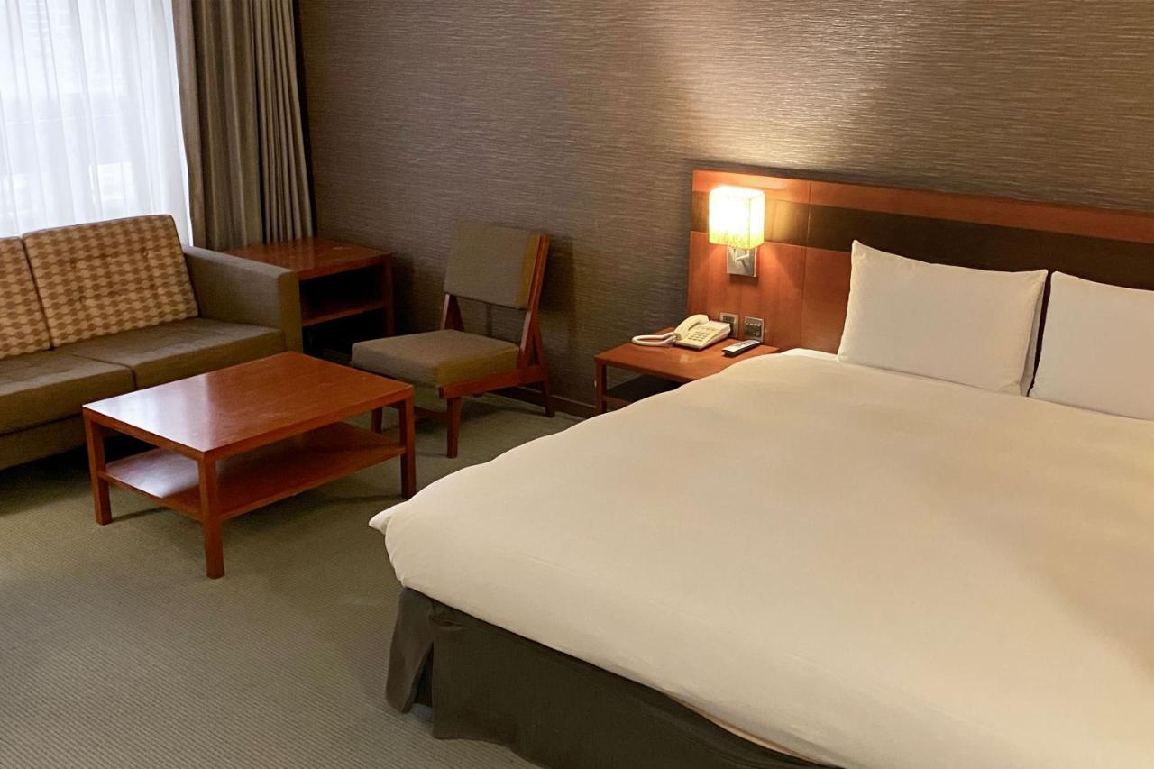 Guide Hotel Hsinchu Zhongyang Екстериор снимка