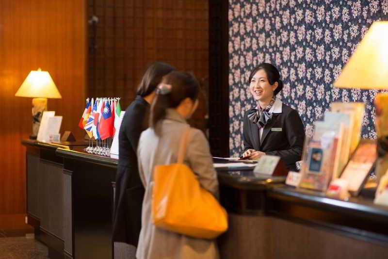 Guide Hotel Hsinchu Zhongyang Екстериор снимка